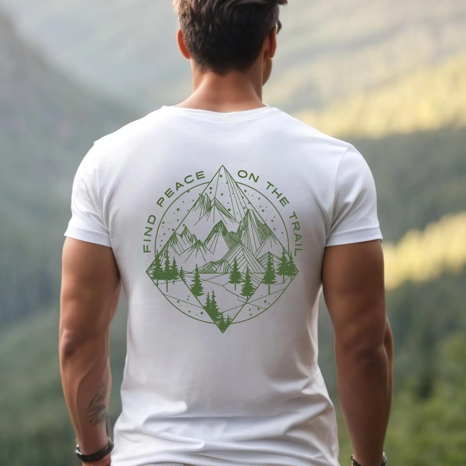 Find Peace on the Trail Hiking - Outdoor Adventure Online 评论和价格